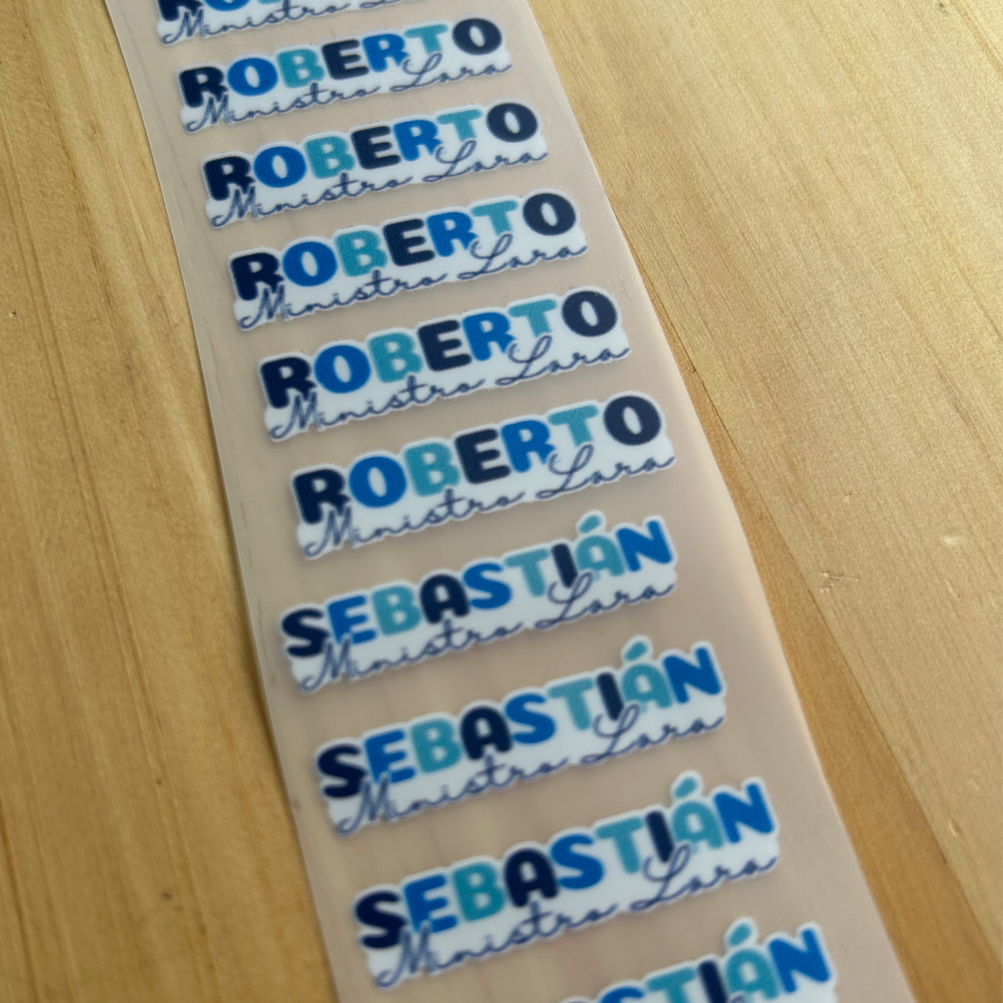 Nombre en azul, etiquetas ropa, personalizadas, textil, DTF