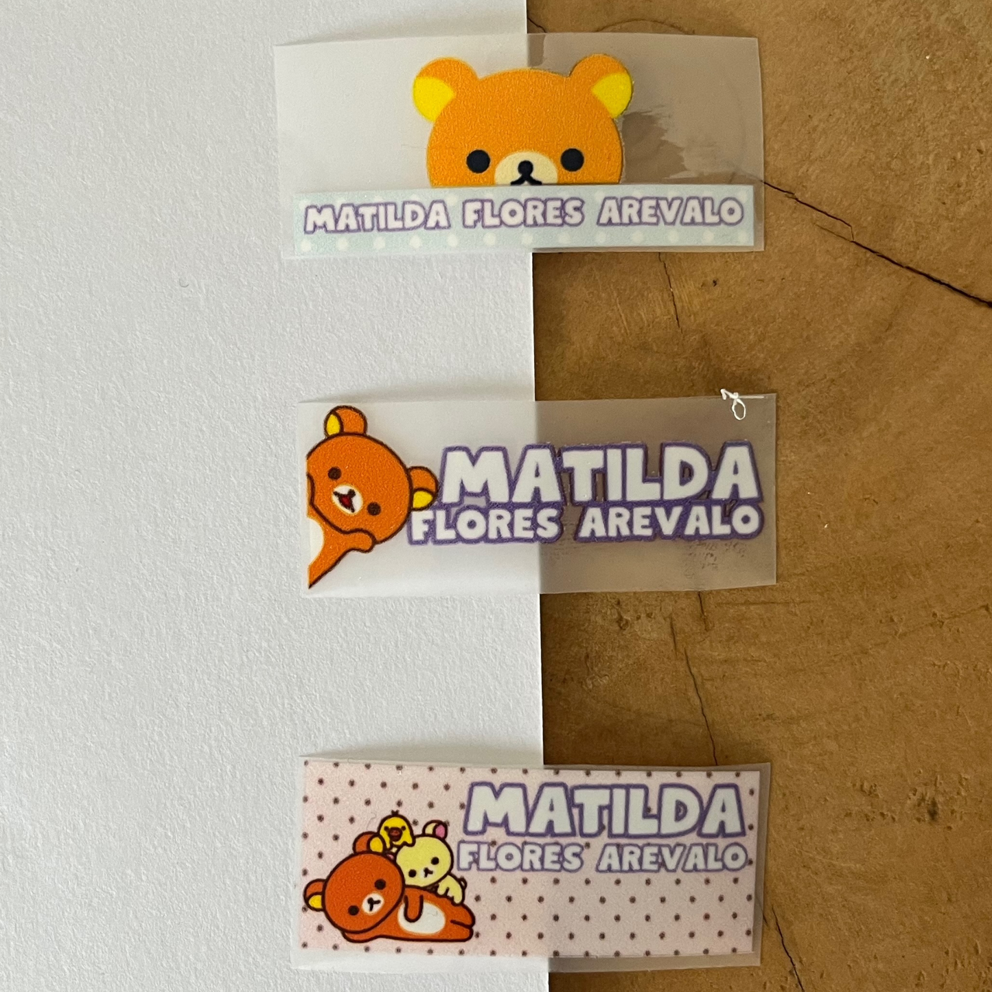 Rilakkuma fondo verde, etiquetas ropa, personalizadas, textil, DTF