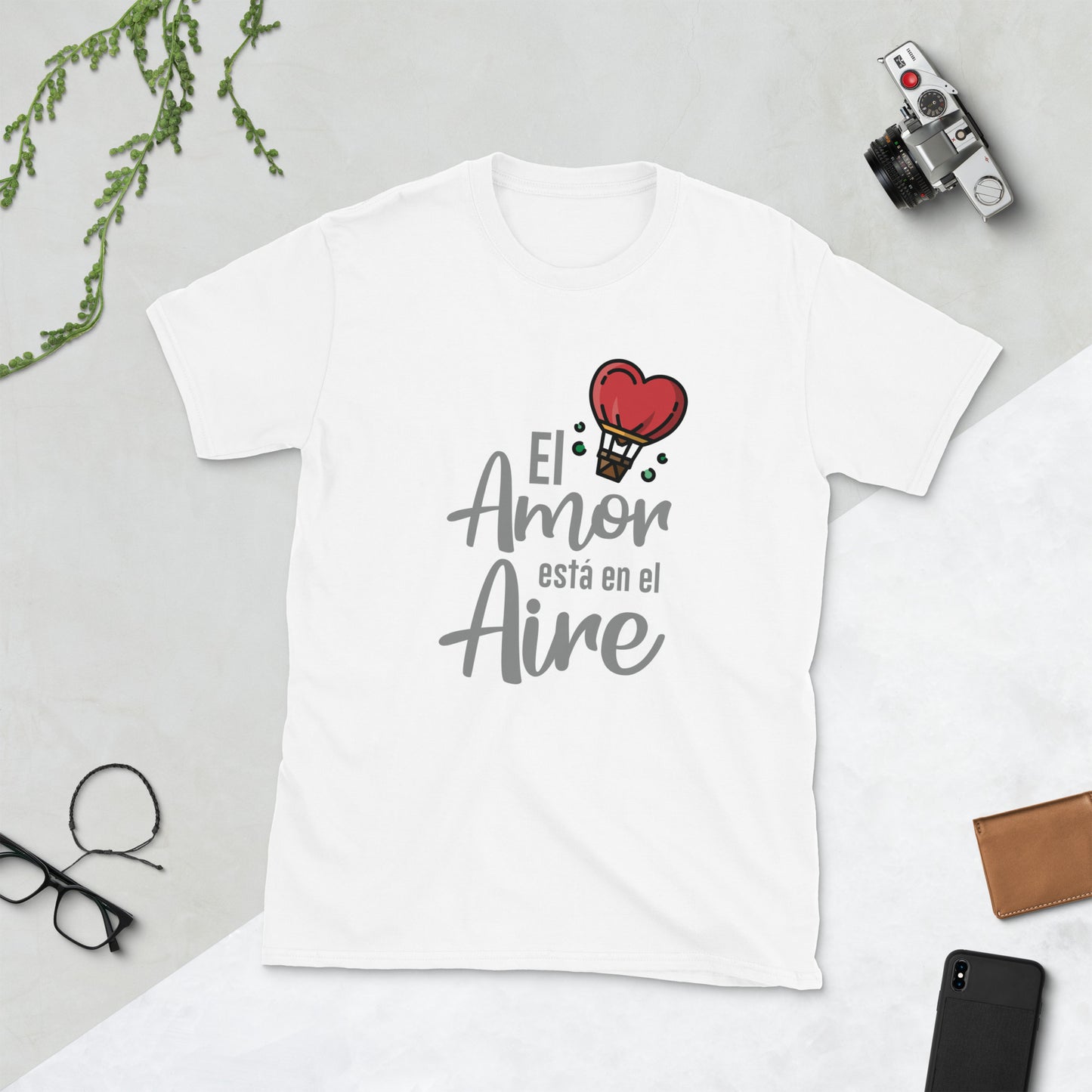 Love is in the air Anti-love T-shirt